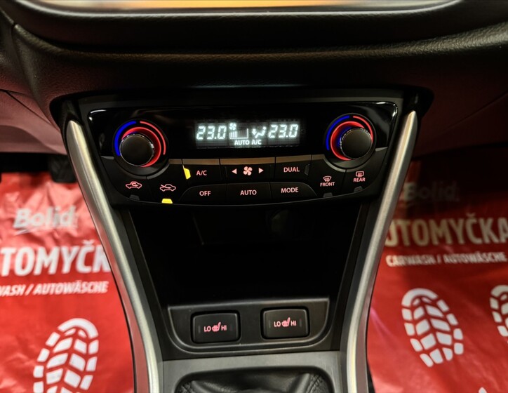 Suzuki SX4 S-Cross 19