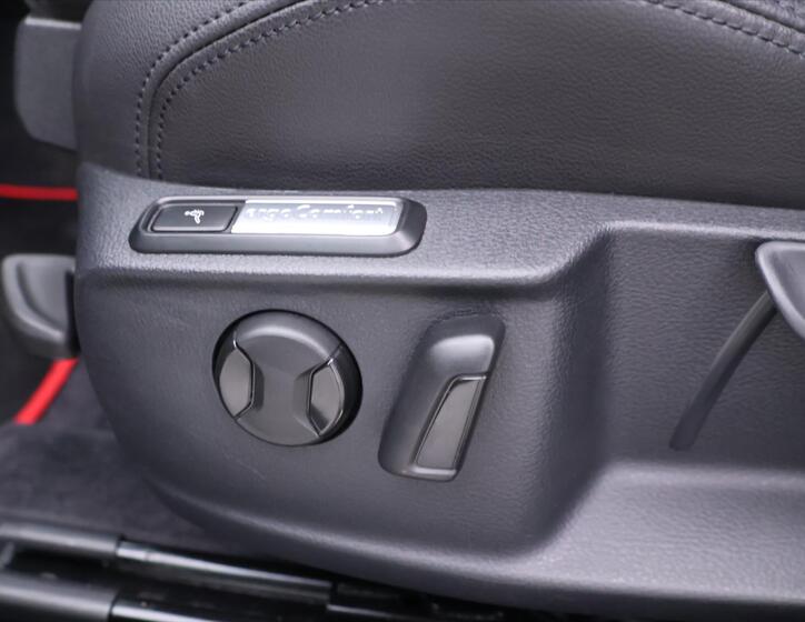 Volkswagen Passat 18