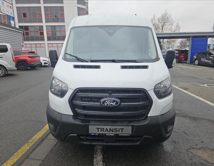 Ford Transit 8