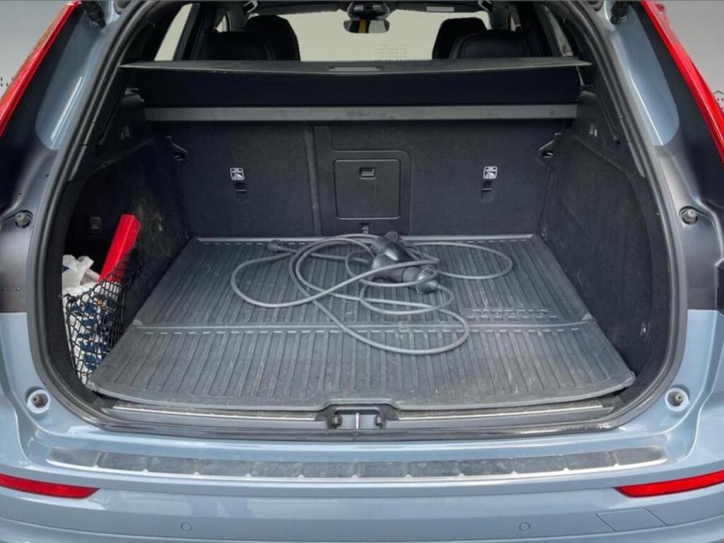 Volvo XC60 8