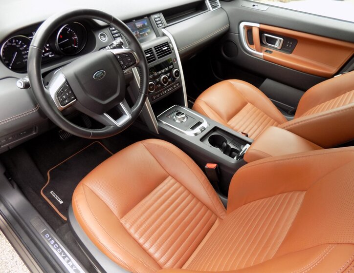 Land Rover Discovery Sport 11
