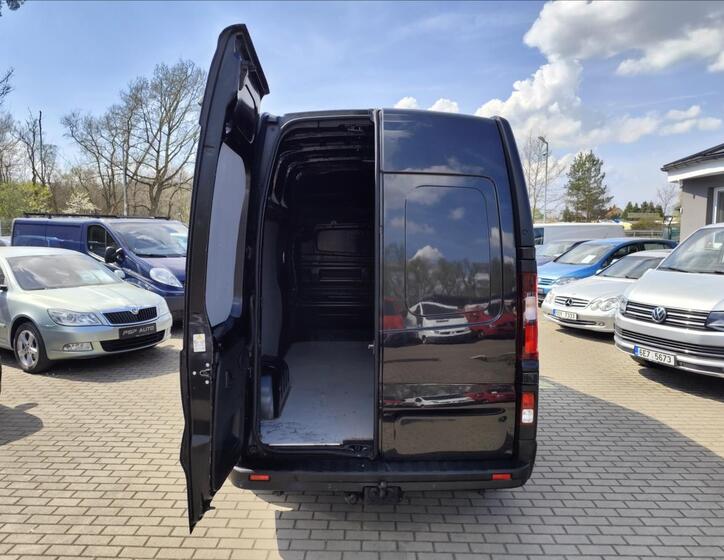 Renault Trafic 38