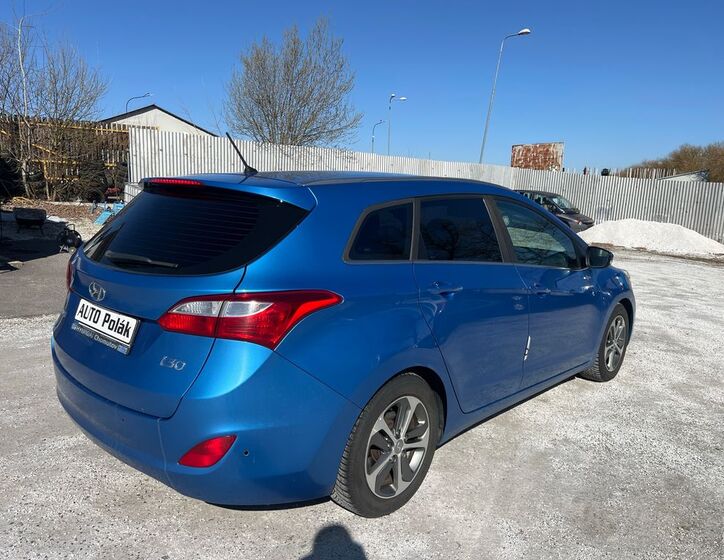 Hyundai i30 13