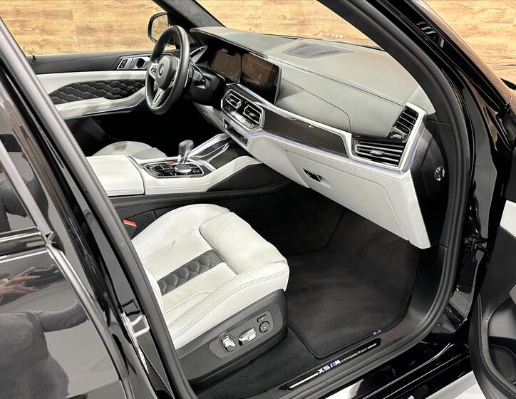 BMW X5 6