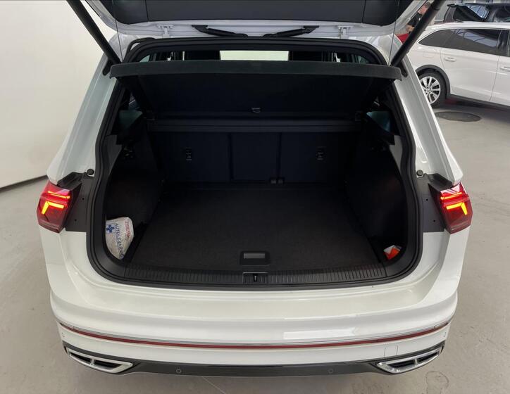 Volkswagen Tiguan 30