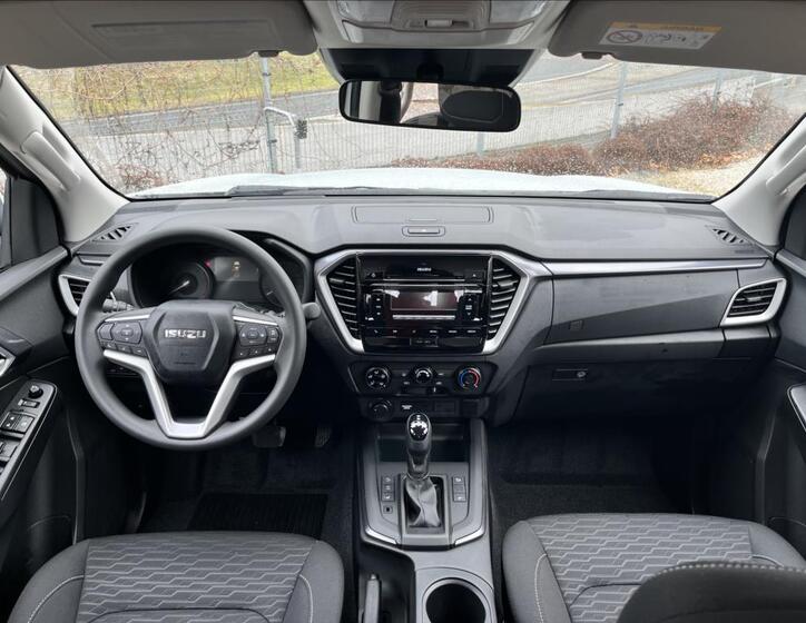 Isuzu D-Max 13
