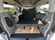 Ford Tourneo Custom 13