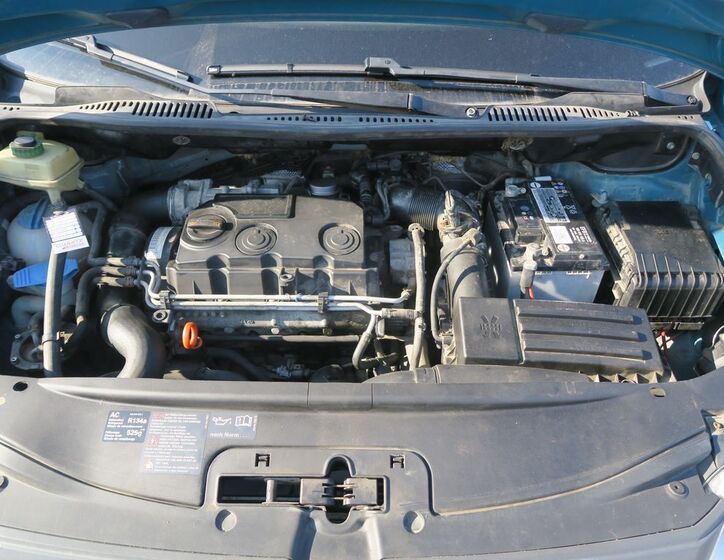 Volkswagen Caddy 24