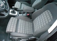 Audi Q3 9