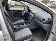 Ford Focus 10