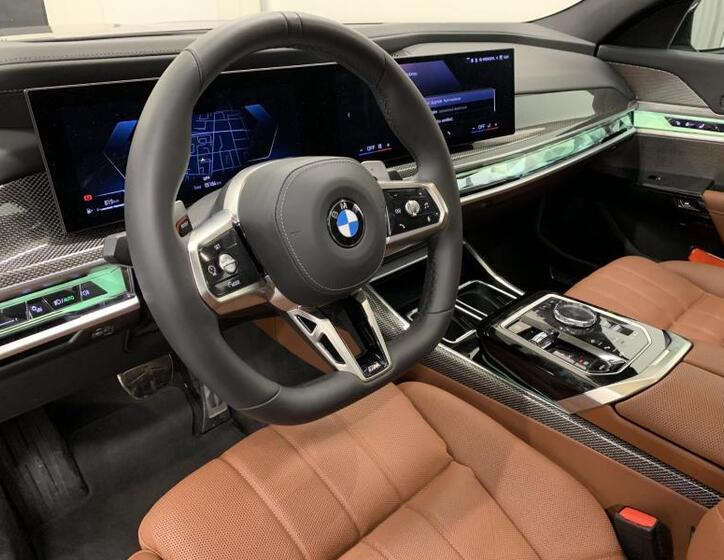 BMW Řada 7 6