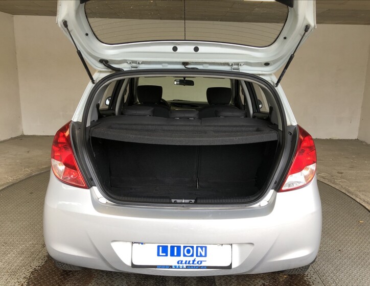 Hyundai i20 13