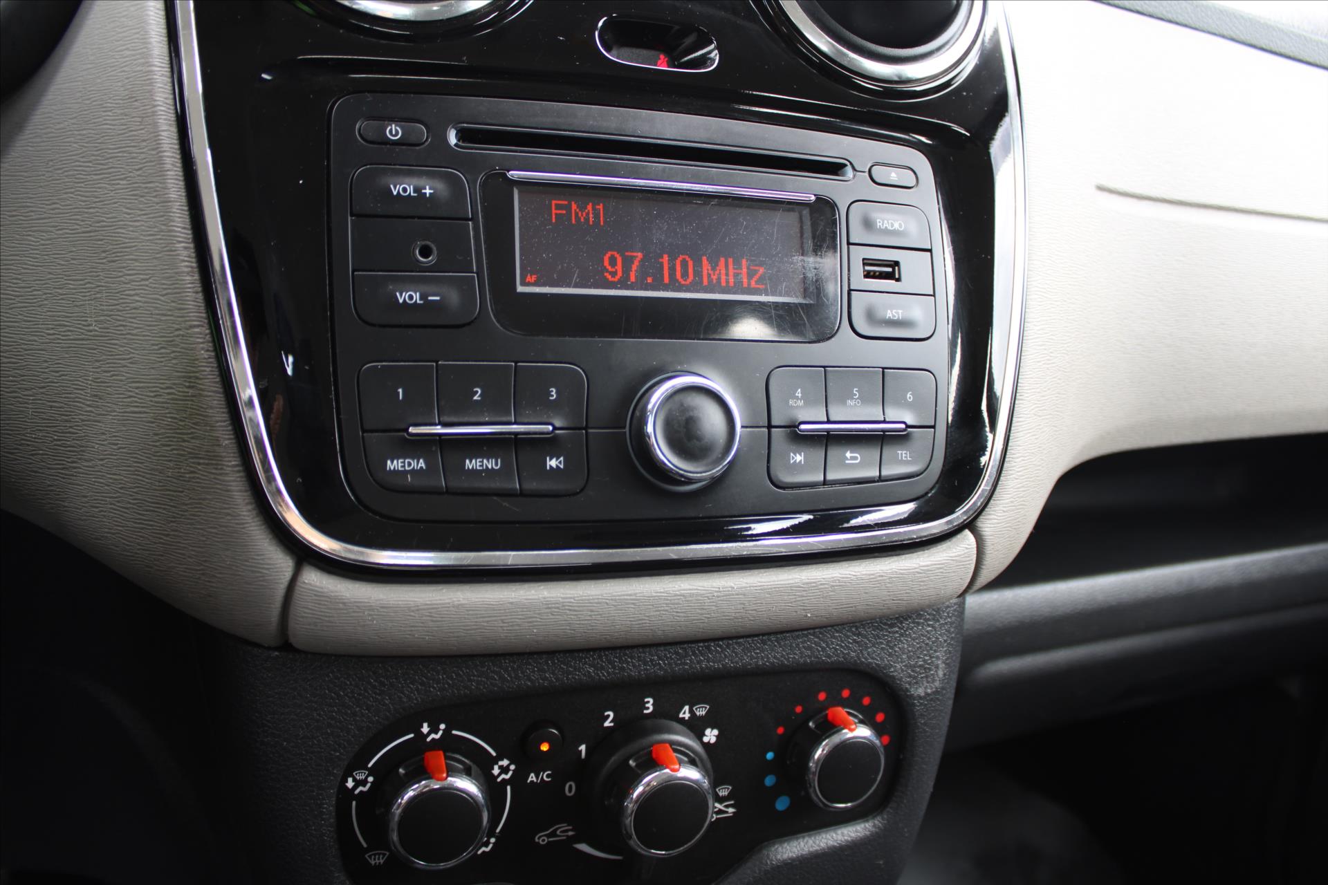 Dacia Lodgy