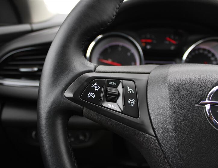 Opel Insignia 15