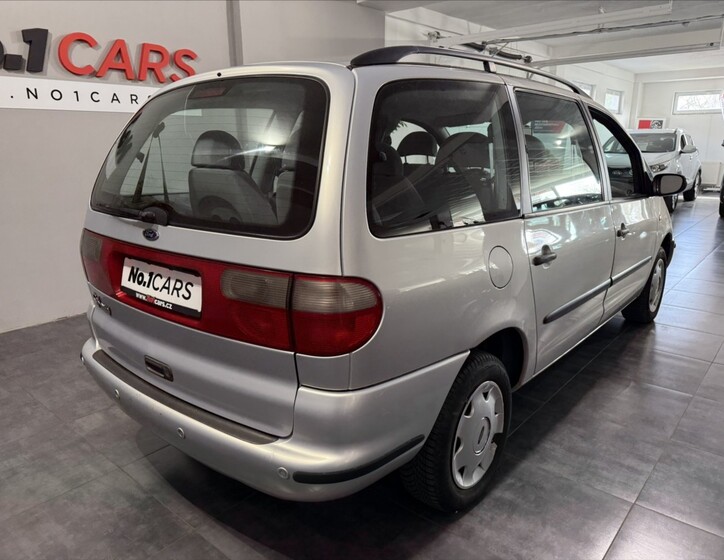 Ford Galaxy 5