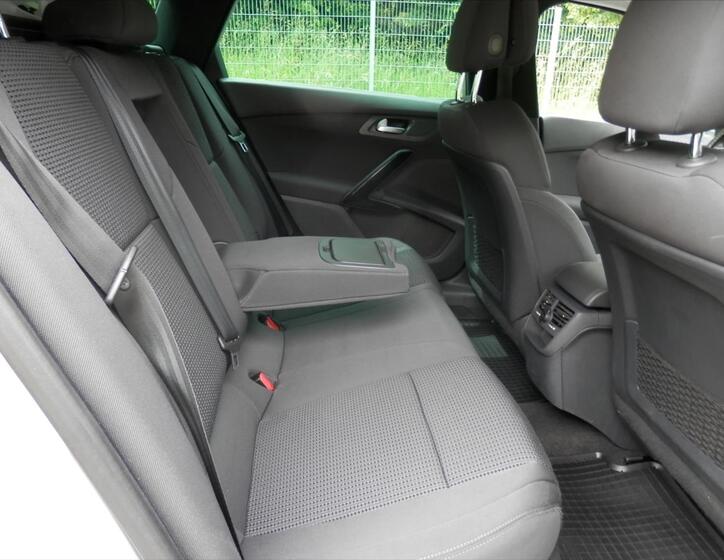 Peugeot 508 16
