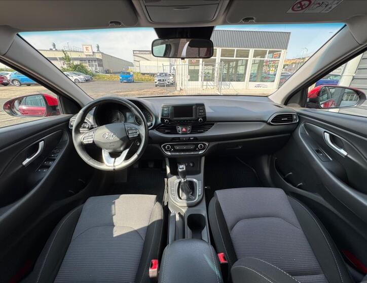 Hyundai i30 12