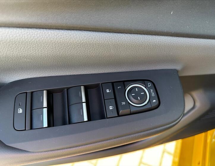 Toyota Prius 14