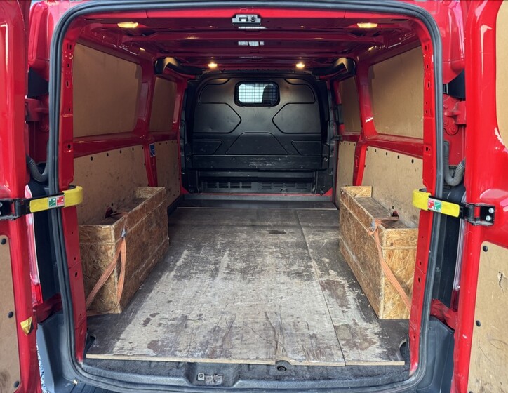 Ford Transit Custom 18