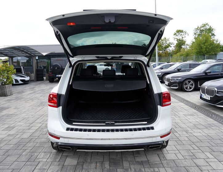 Volkswagen Touareg 11