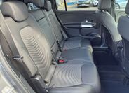 Mercedes-Benz GLB 7