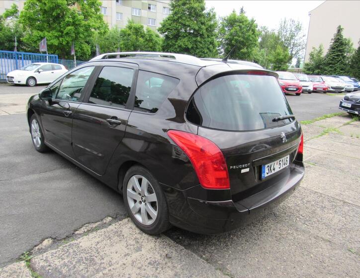 Peugeot 308 4