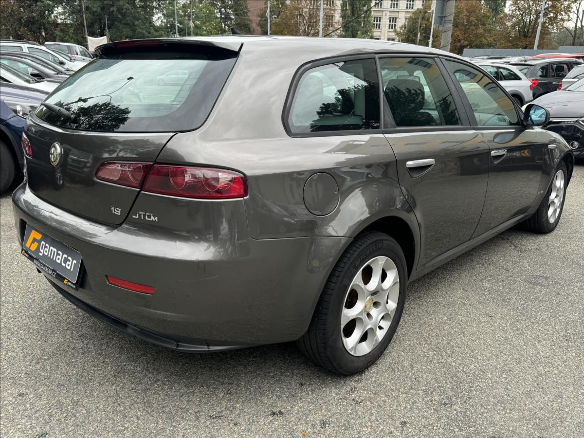 Alfa Romeo 159
