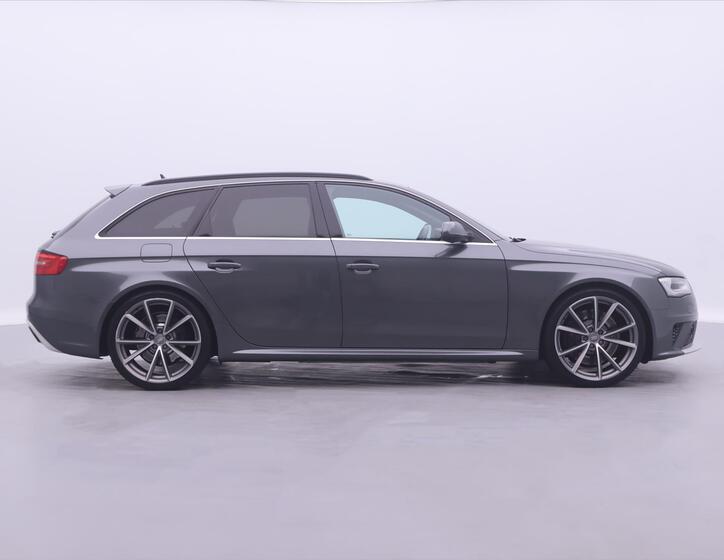 Audi RS 4 8