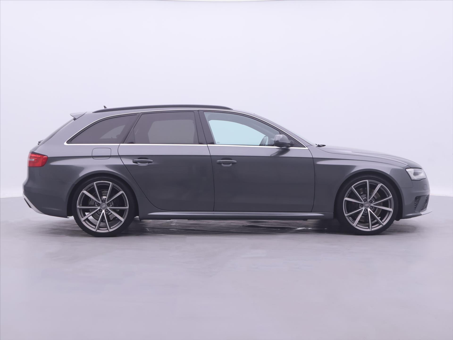 Audi RS 4