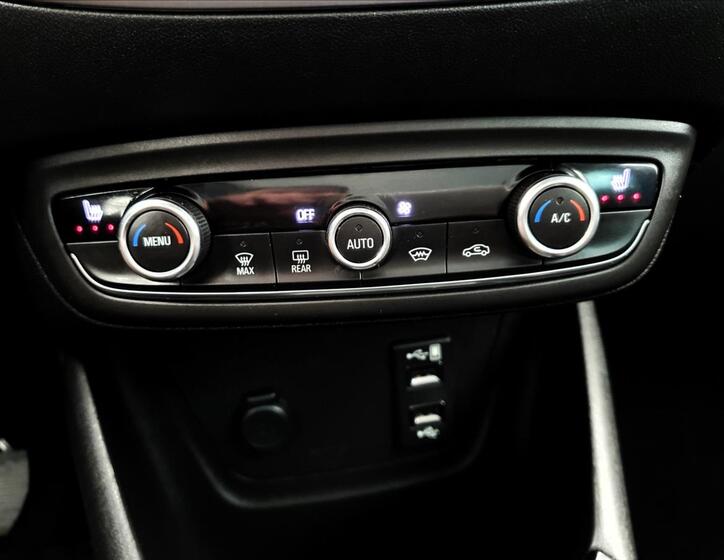 Opel Crossland X 30