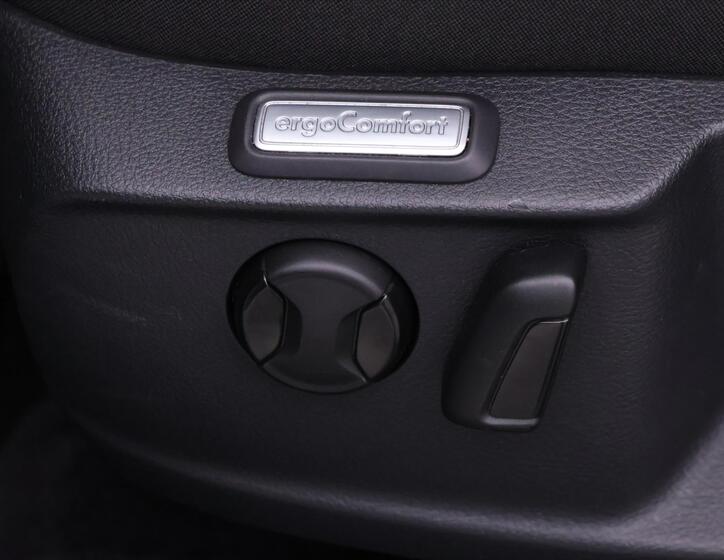 Volkswagen Passat 16