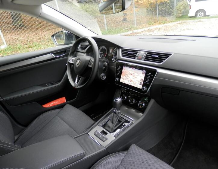 Škoda Superb 14