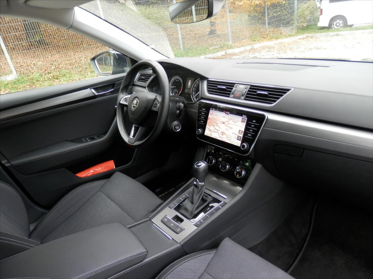 Škoda Superb