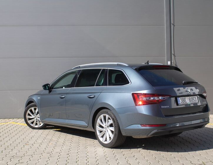 Škoda Superb 7