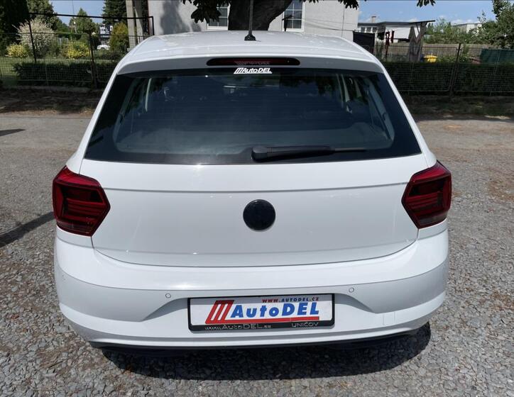 Volkswagen Polo 6