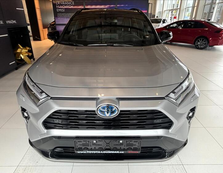 Toyota RAV4 2