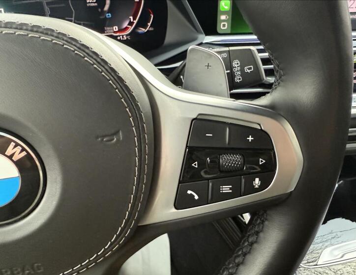 BMW X7 26