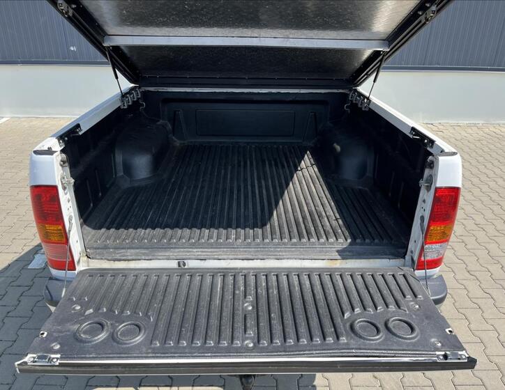 Toyota Hilux 10