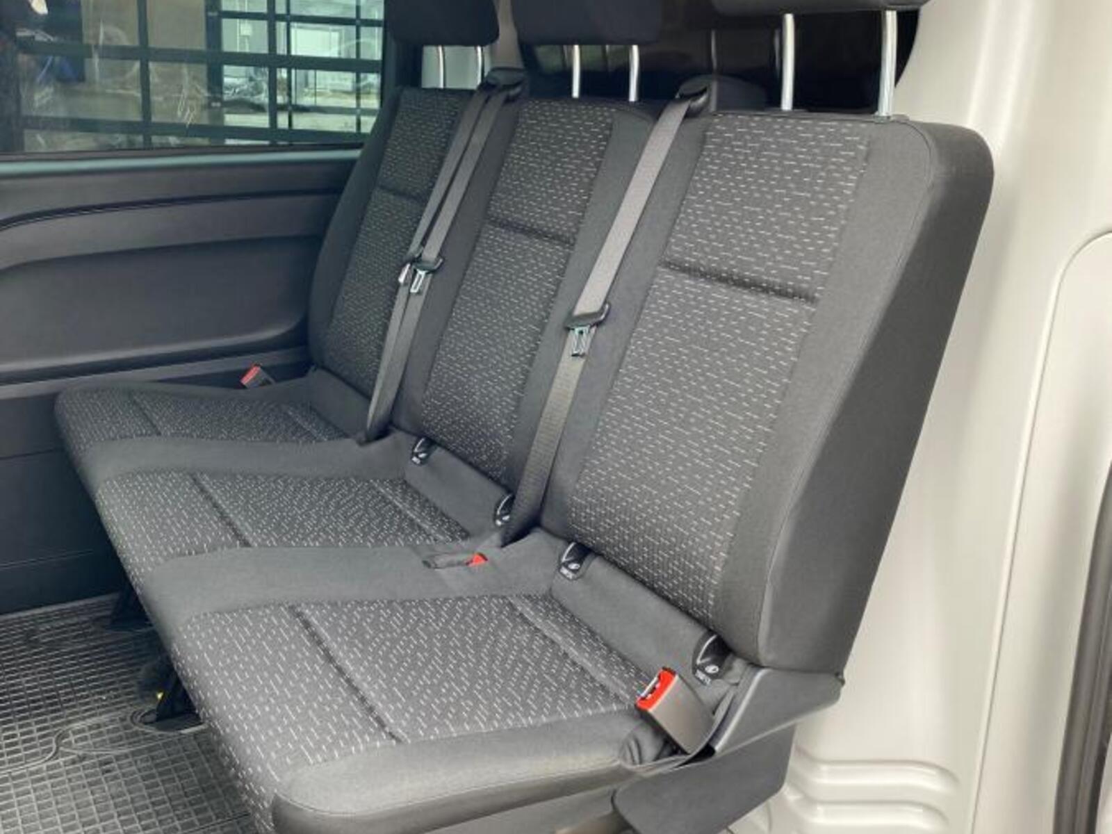 Mercedes-Benz Vito 10