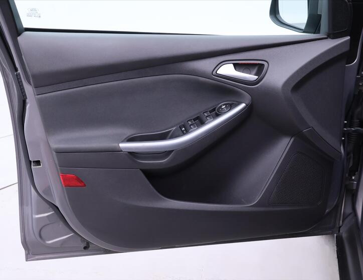 Ford Focus 11