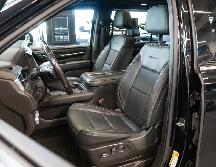 GMC Yukon 18
