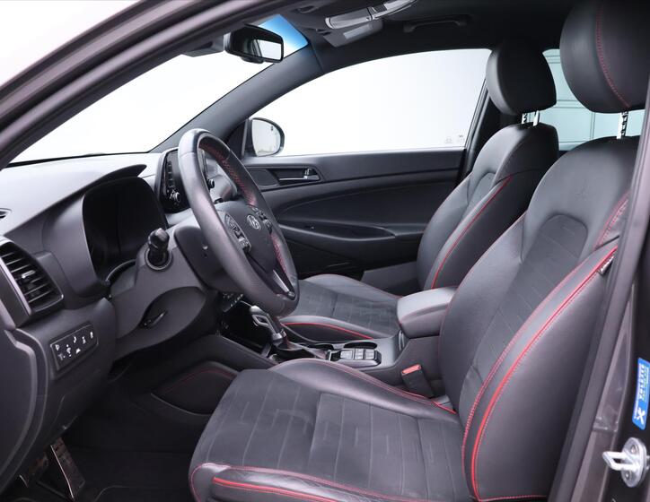 Hyundai Tucson 11