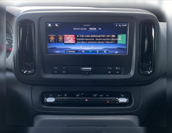 Mercedes-Benz Vito 15