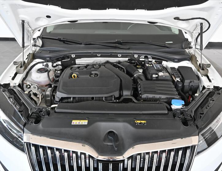 Škoda Superb 5
