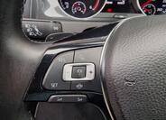 Volkswagen Golf 23