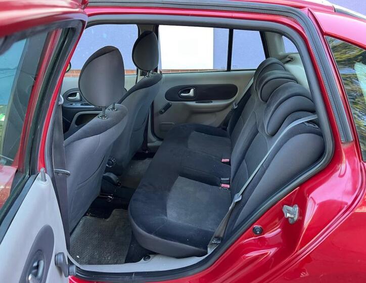 Renault Thalia 13