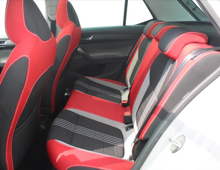 Škoda Fabia 12