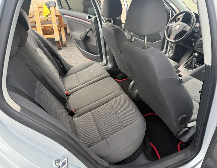 Volkswagen Golf 13