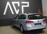 Volkswagen Passat 9