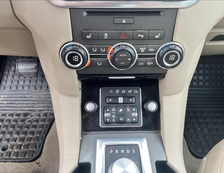 Land Rover Discovery 28